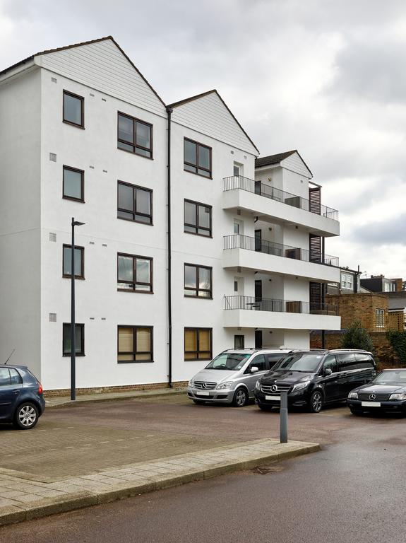 Apple Apartments Kew Bridge Exterior photo